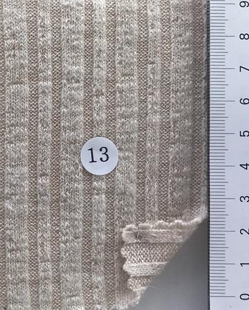 13 Beige