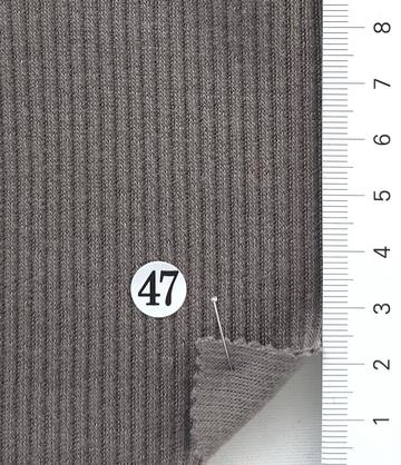 47 Beige