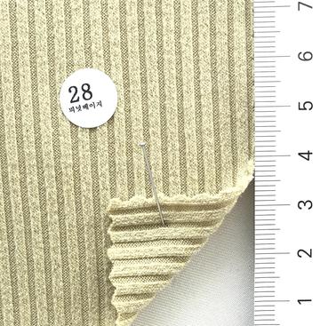 28 Beige