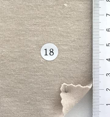 18 Beige