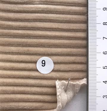 9 Beige
