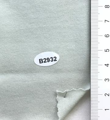 B2932 Pale Green