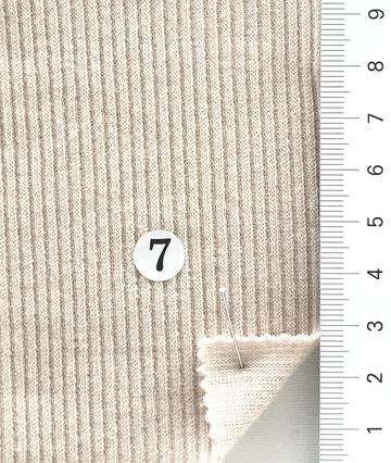 7 Beige