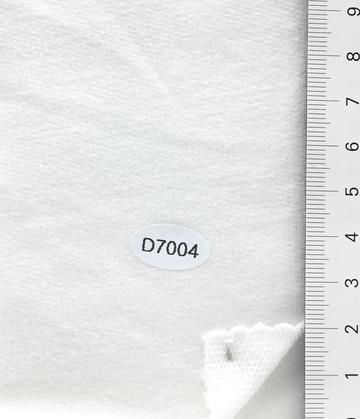 D7004 White