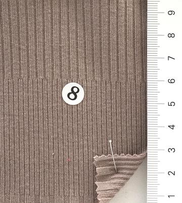 8 Beige
