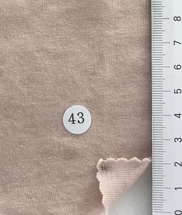 43 Dusty Pink