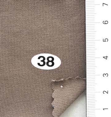 38 Beige