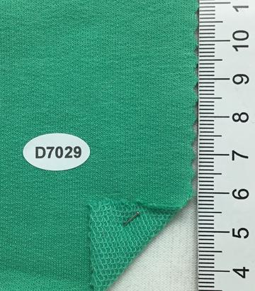 D7029 Green
