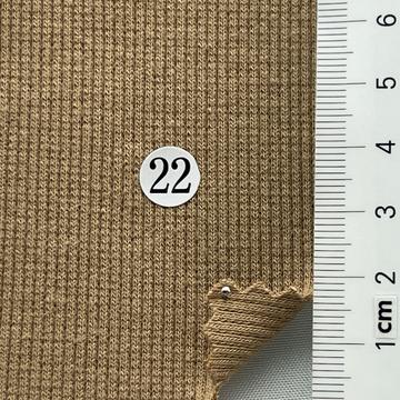 22 Beige