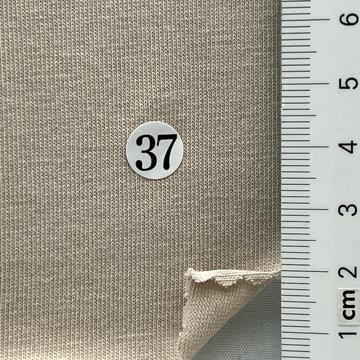 37 Beige