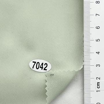 7042 Pale Green