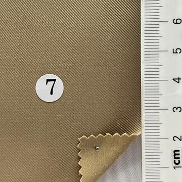 7 Beige