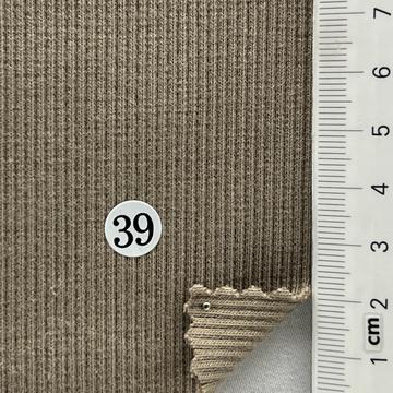 39 Beige