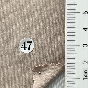 47 Beige