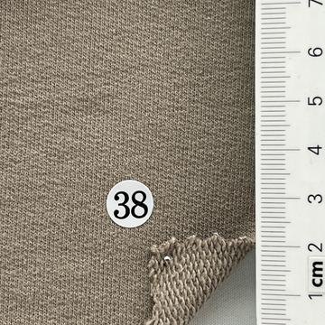 38 Beige