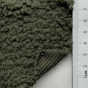 8 Deep Green