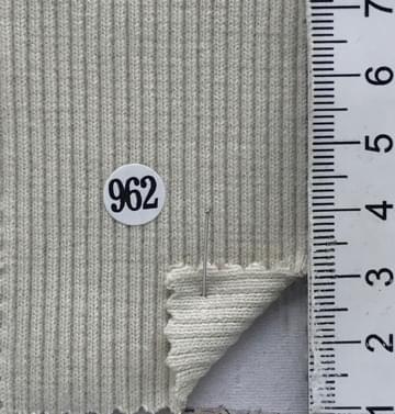 구.962 Ivory