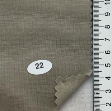 22 Beige