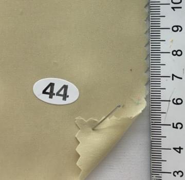44 Beige