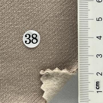 38 Beige
