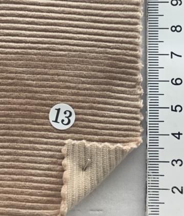 13 Beige