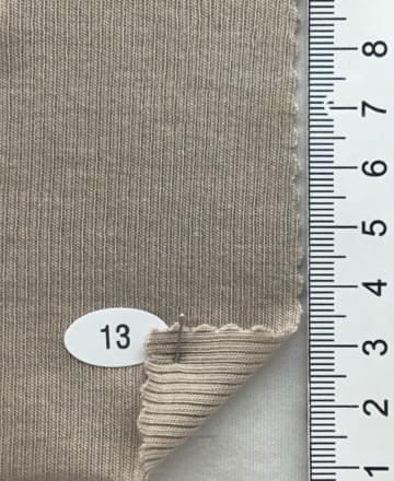 13 Beige