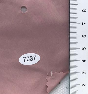 7037 Dusty Pink