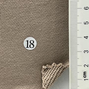18 Beige