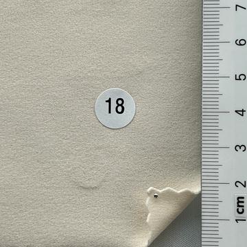 18 Beige