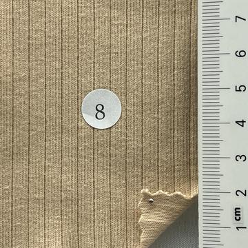 8 Beige