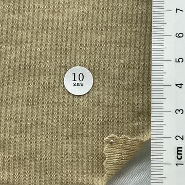 10 Beige