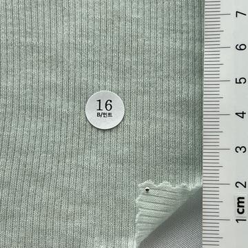 16 Pale Green