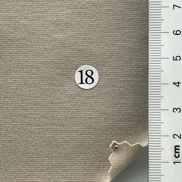 18 Beige