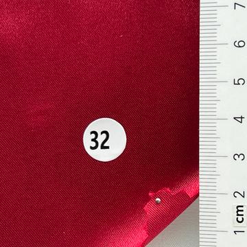 32 Red