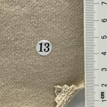 13 Beige
