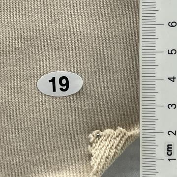 19 Beige