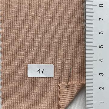 47 Beige