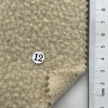 12 Beige