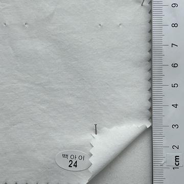 백아이 24 White