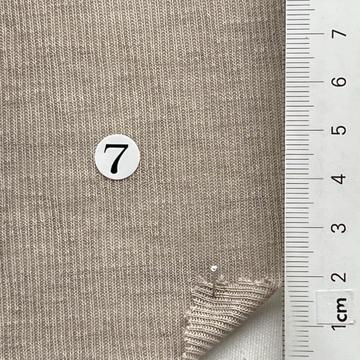 7 Beige