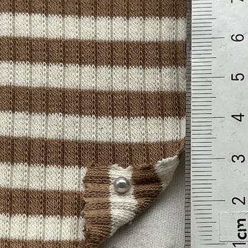 13 Beige