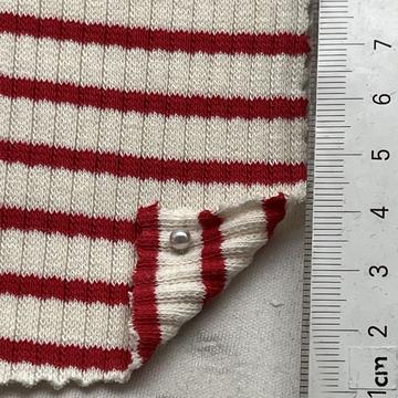 8 Red
