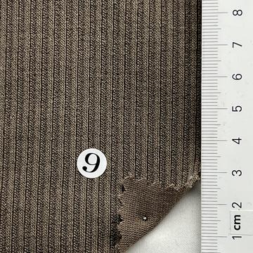9 Beige