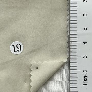 19 Beige