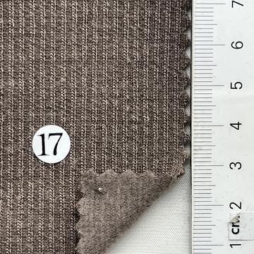 17 Beige
