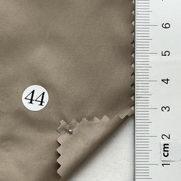 44 Beige