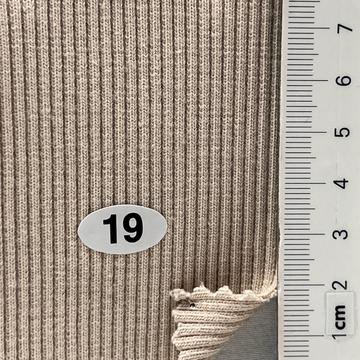 19 Beige
