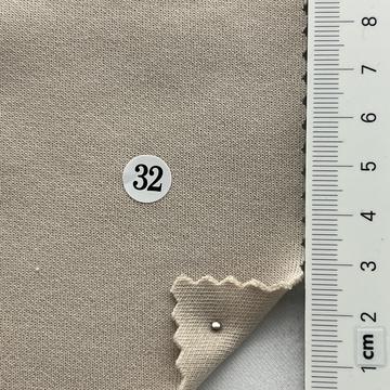 32 Beige