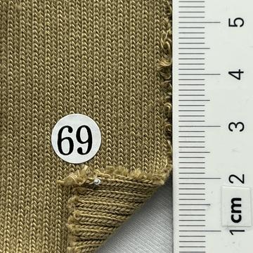 69 Beige