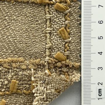 4 Beige